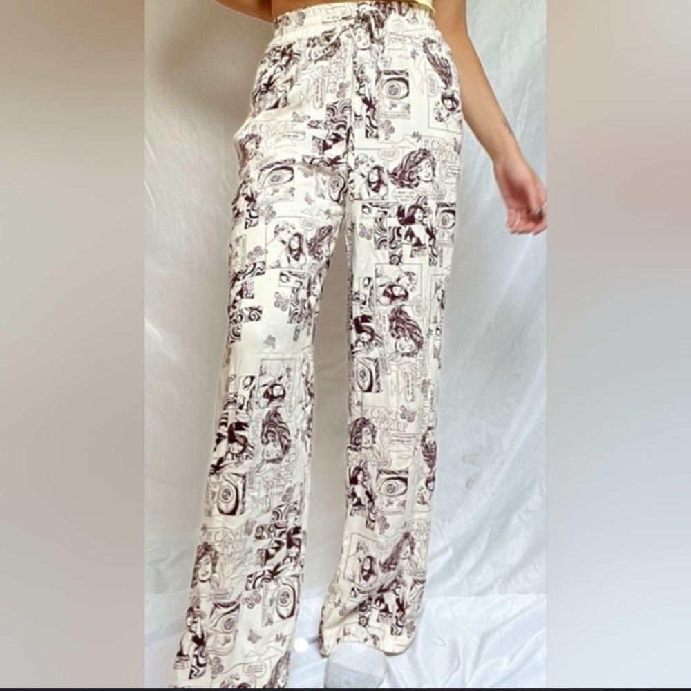 Urban outfitters my first trip comic pants size large brand